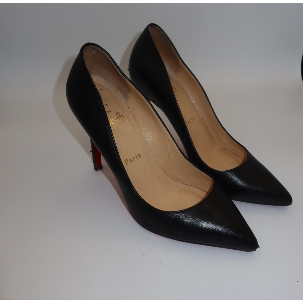Christian Louboutin Black Leather Pointed Toe Pumps Heels Red Sole EU 38 Italy
